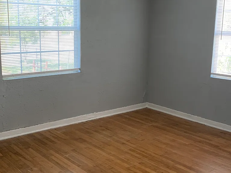 1524 W Woodlawn Ave #1 — Photo 6