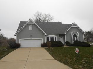 2900 SW 12th Ter, Lees Summit, MO 64081