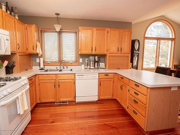 3rd image of 5524 Jessael Dr