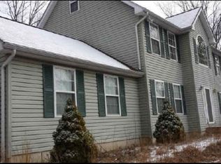 2621 W View Dr, Saylorsburg, PA 18353