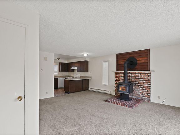 4th image of 2011 NE Neil Way