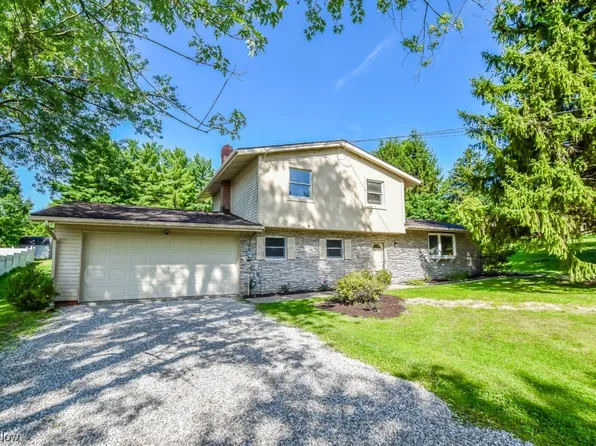 7246 Kiltie Ln, Northfield, OH 44067