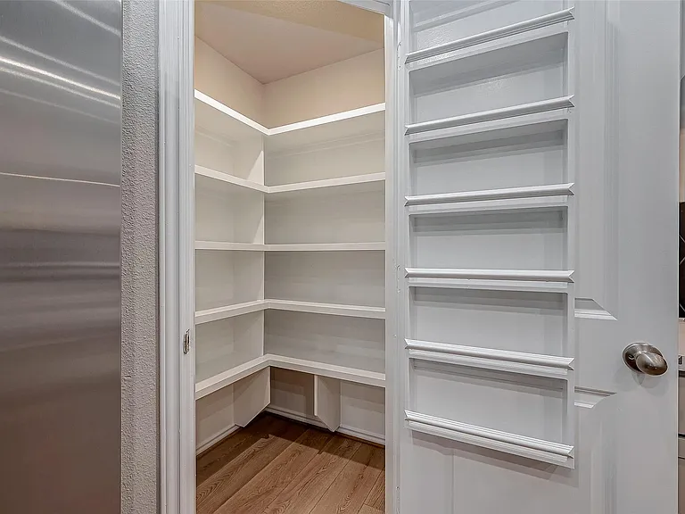 8539 International Falls Dr — Photo 17