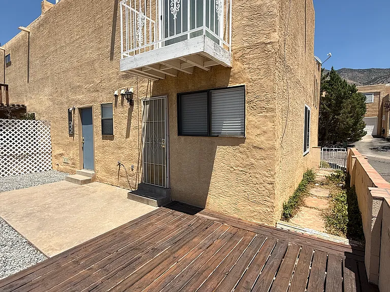 2801 Mirto Dr NE — Photo 16