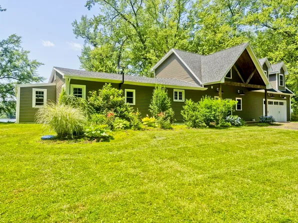 30 Cove Island Rd, South Hadley, MA 01075