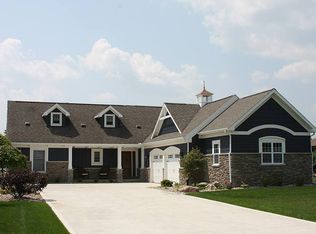 51269 Blue Ribbon Ln, Elkhart, IN 46514