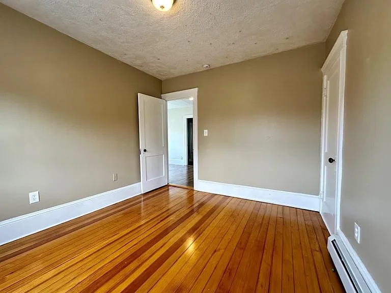 367 Orient Ave #2 — Photo 6