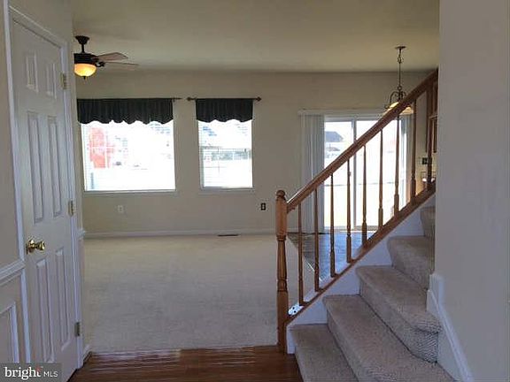 3rd image of 23591 Gunnell Dr