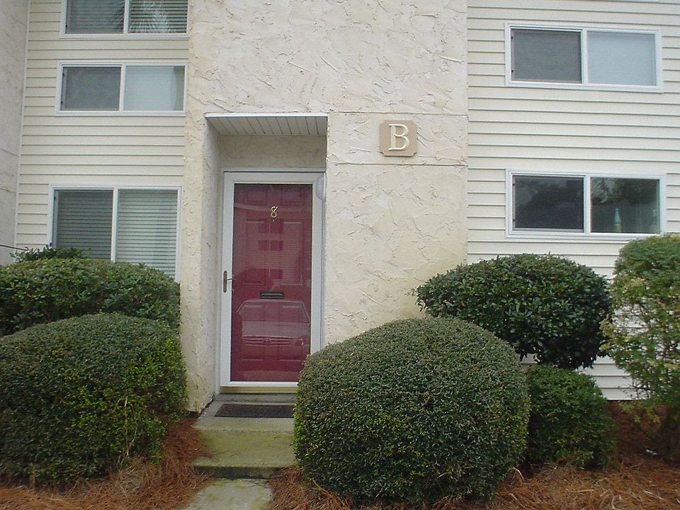 Village Townhome ..close to the village.