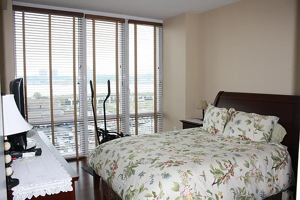 Rented by Giladi Realty | media 3