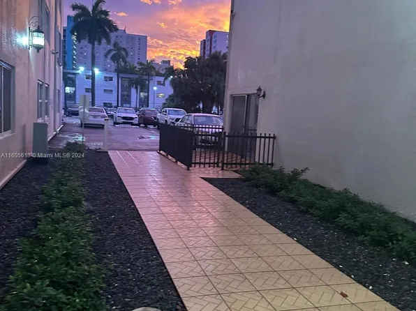5505 NW 7th St APT W112, Miami, FL 33126