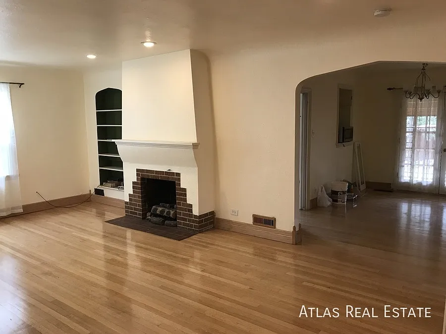 Save $1797.50!! Beautiful Brick 5BR/2BA House in University Park! Coming Soon! — Photo 2
