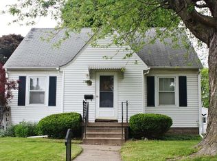 2328 W Pleasant St, Davenport, IA 52804