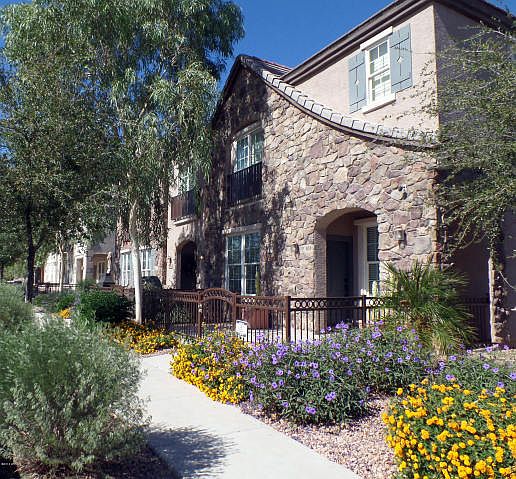 1st image of 4727 E Red Oak Ln Unit 103