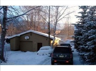 23644 Homestead Rd, Chugiak, AK 99567