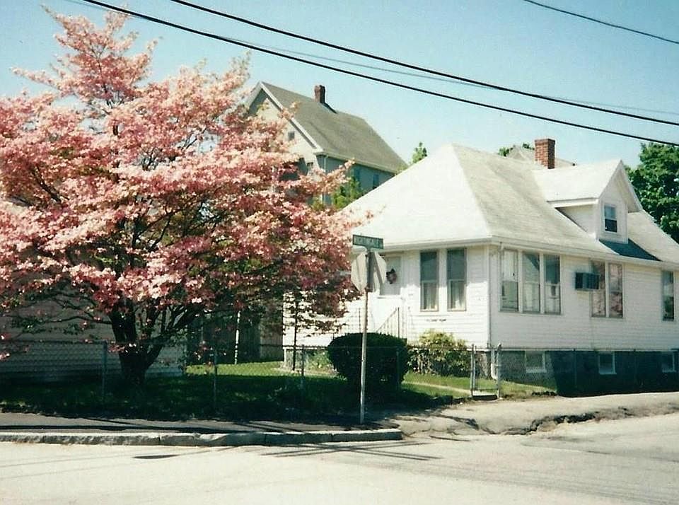 1st image of 78 Nightingale Ave