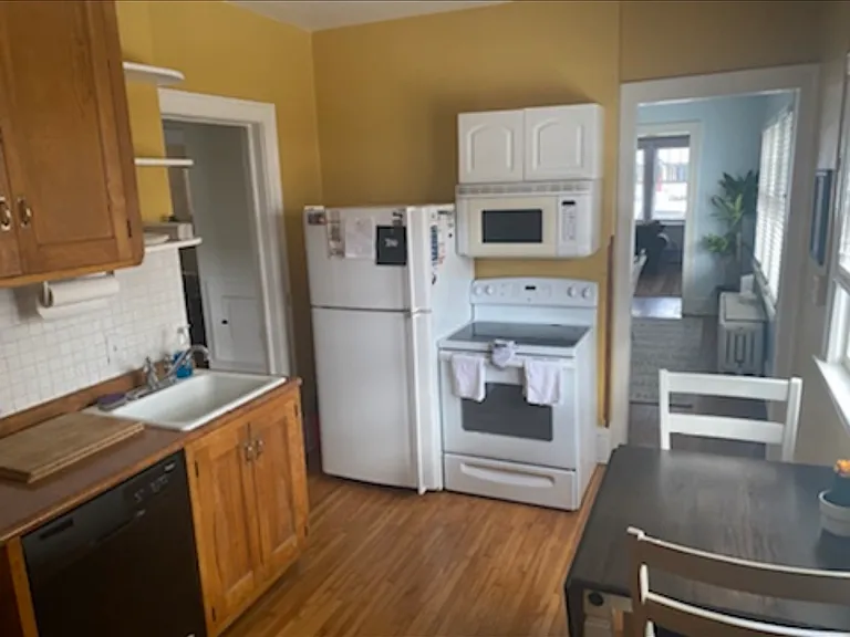 1484 Goodrich Ave #1 — Photo 8