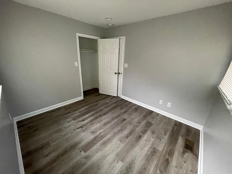 7516 Dogwood Rd — Photo 18