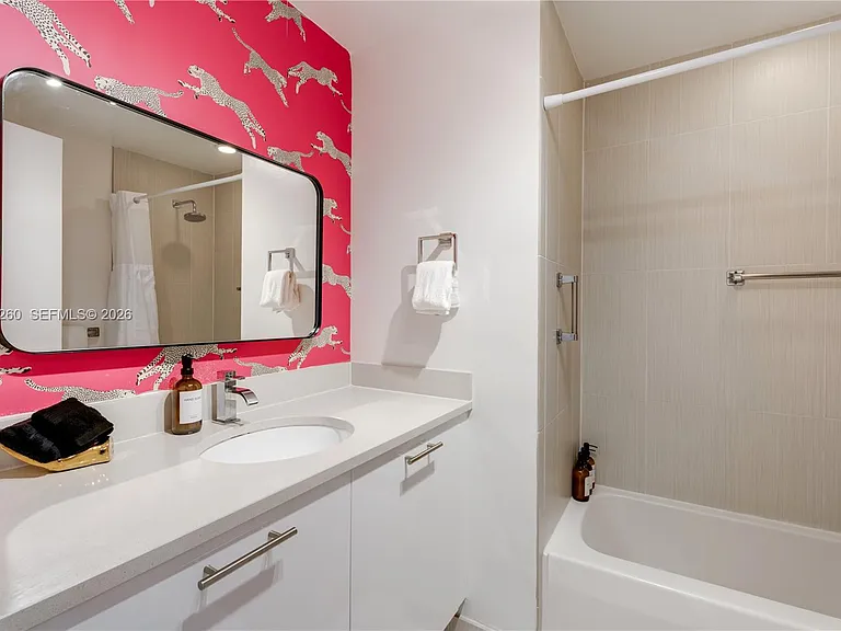 3250 NE 1st Ave #715 — Photo 30
