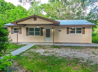 206 Marion Ave, Interlachen, FL 32148