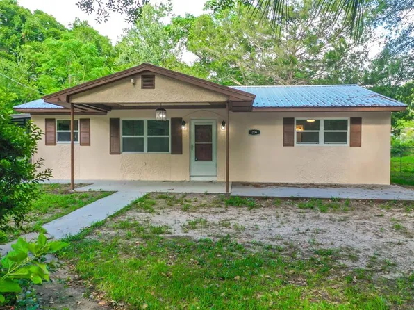 206 Marion Ave, Interlachen, FL 32148