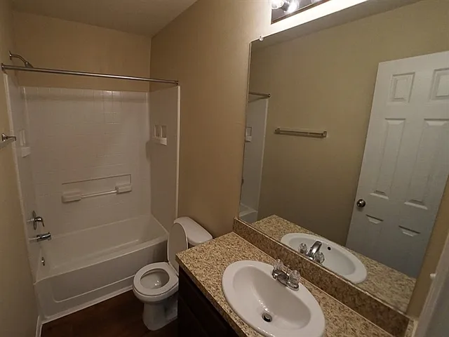 15458 Bammel Oaks Ct — Photo 12