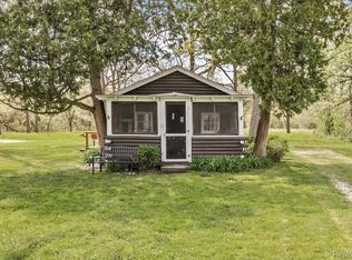 8636 N River Rd, Marine City, MI 48039