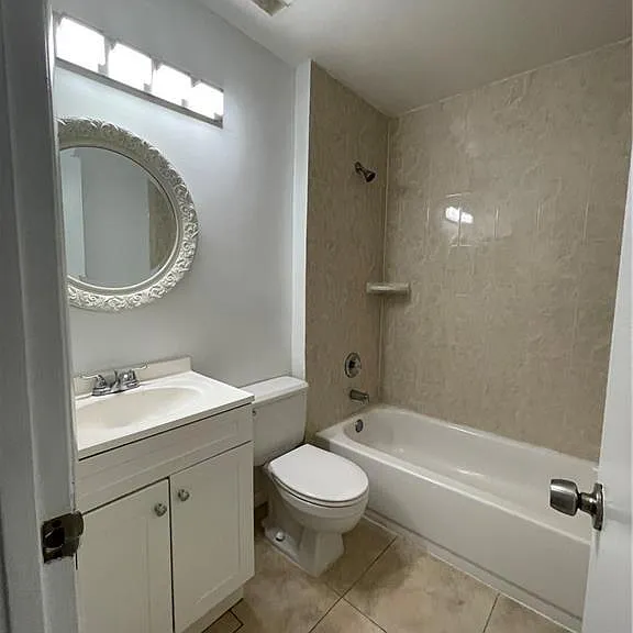 640 Cypress Club Way #J12 — Photo 18