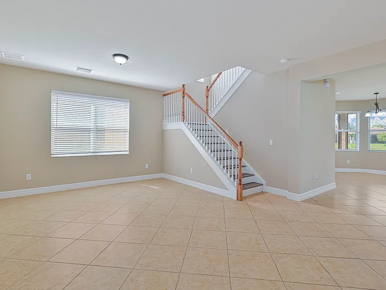 10474 Spruce Pine Ct — Photo 3
