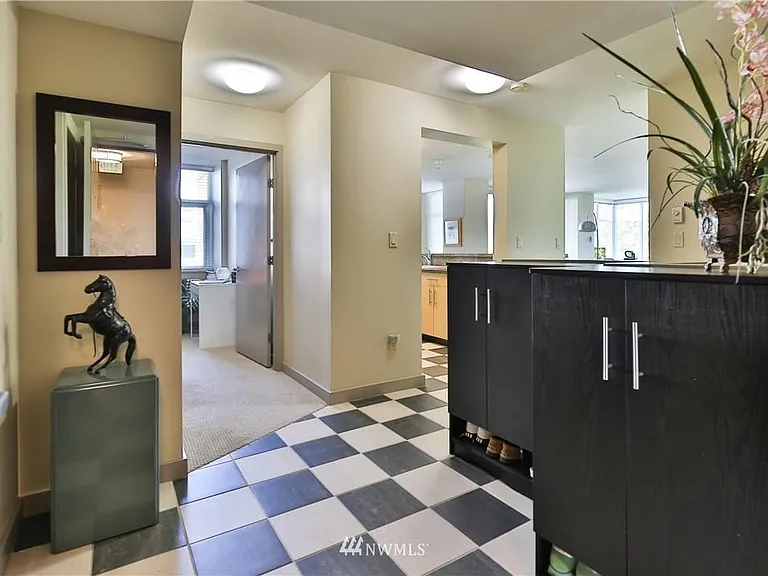 1100 106th Ave NE #710 — Photo 5