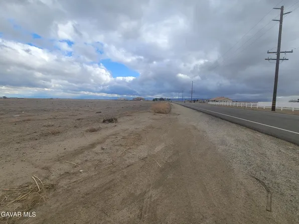 Corner Avenue Stw #A14-70, Lancaster, CA 93536