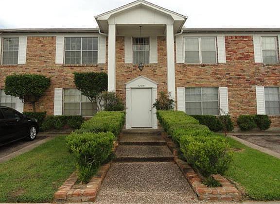 2nd image of 7209 Beechnut St APT B