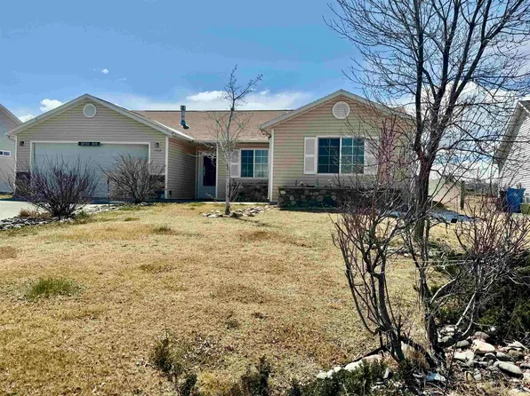1512 Branding Iron Dr, Montrose, CO 81401