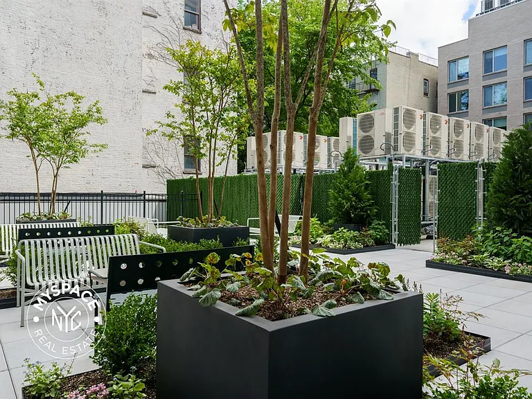 1499 Bedford Ave #4H — Photo 23