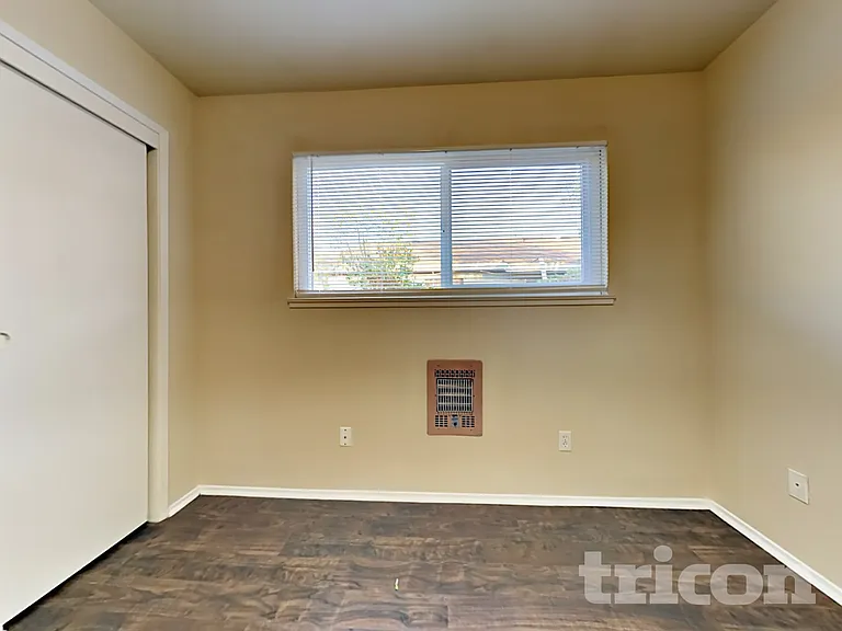 10069 Lincoln Village Dr — Photo 9