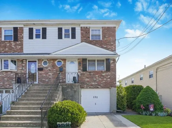 111 E Broadway, Staten Island, NY 10306