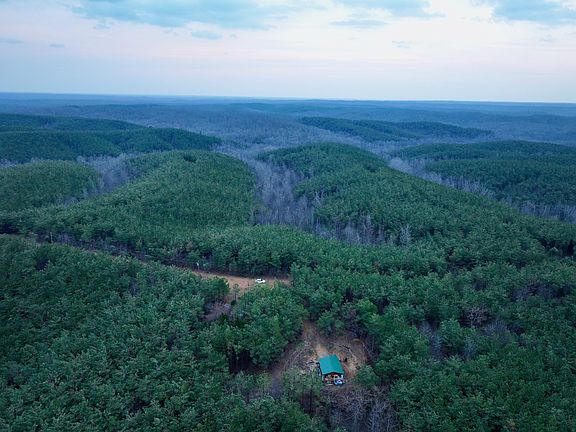 11th image of 1 Roan Creek Rd