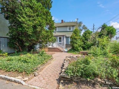 588 Merrick Road, Lynbrook, NY, 11563
