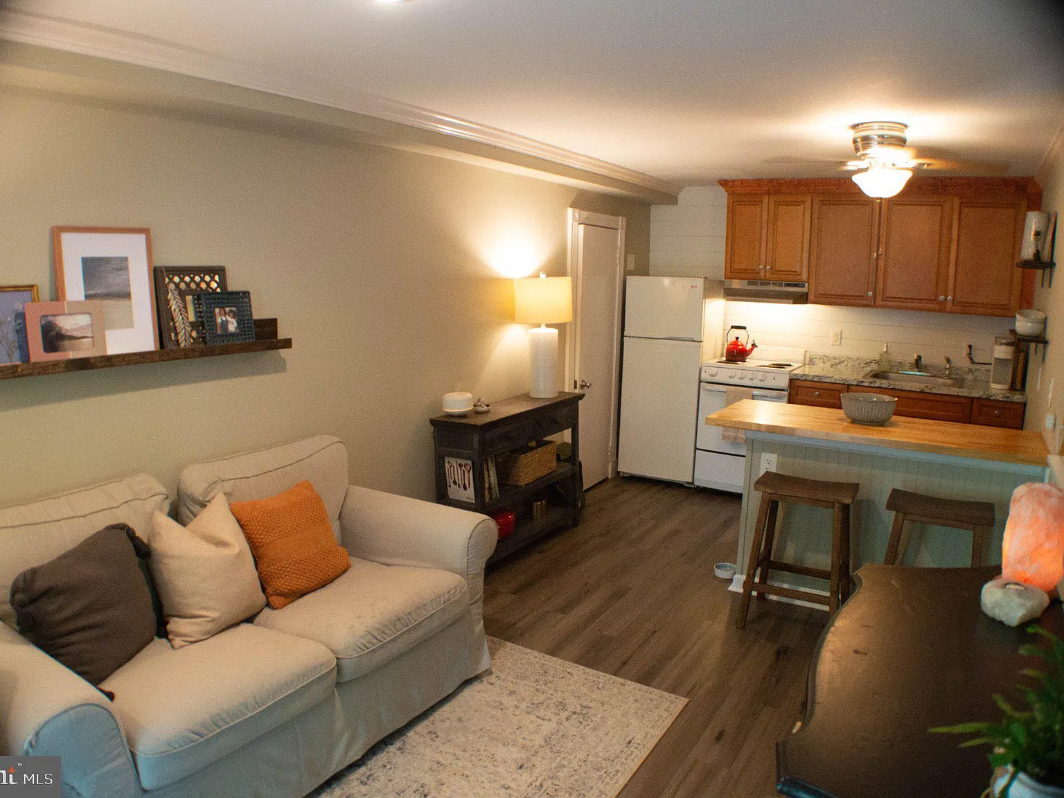 1 bed, 1.0 bath, 650 sqft, $1,500 — Photo 3