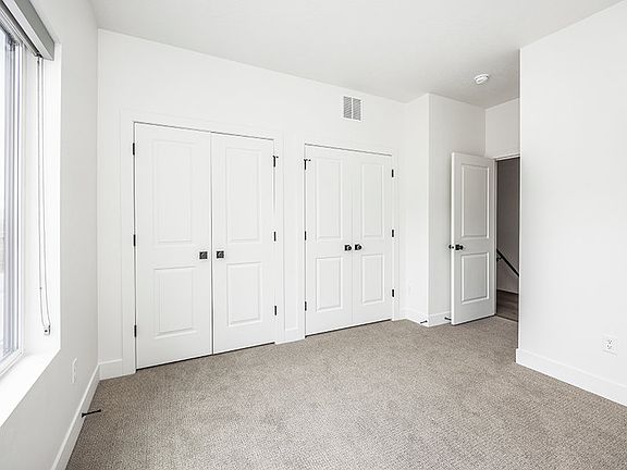 5th image of 1654 E Fort Union Blvd #13717574