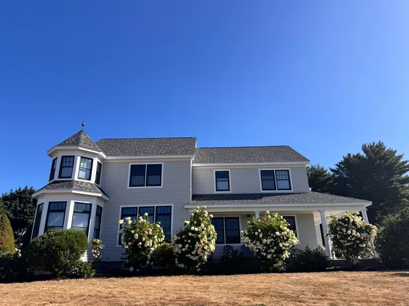 13 Ladyslipper Ln, Falmouth, ME 04105