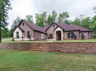 15857 Crazy Horse Dr, Lindale, TX 75771