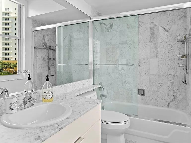 800 Claughton Island Dr #505 — Photo 31