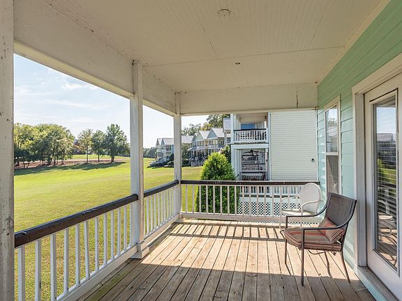 4th image of 42 Misty Meadows Dr
