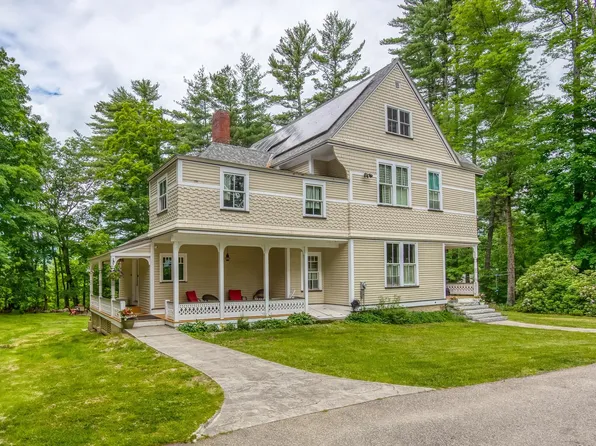 49 Neighbors Row, Conway, NH 03860