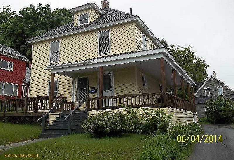 4 King St, Fairfield, ME 04937 Zillow