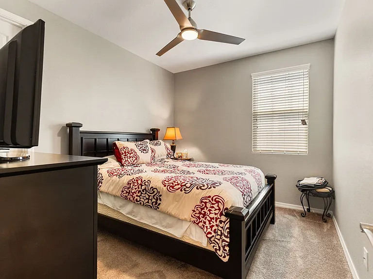 3859 E Welton Ln — Photo 23