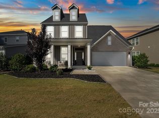 535 Red Wolf Ln, Clover, SC 29710