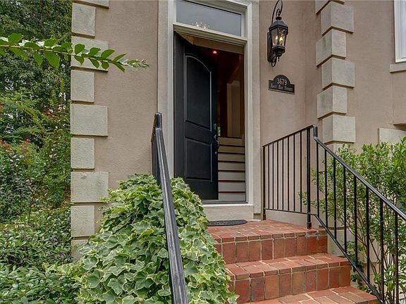 3rd image of 3679 E Bay St