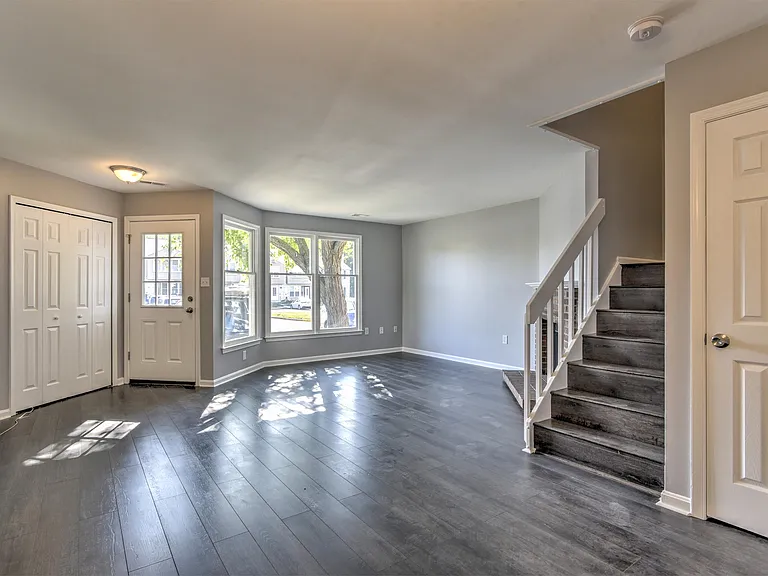 3279 Westdale Ct — Photo 8